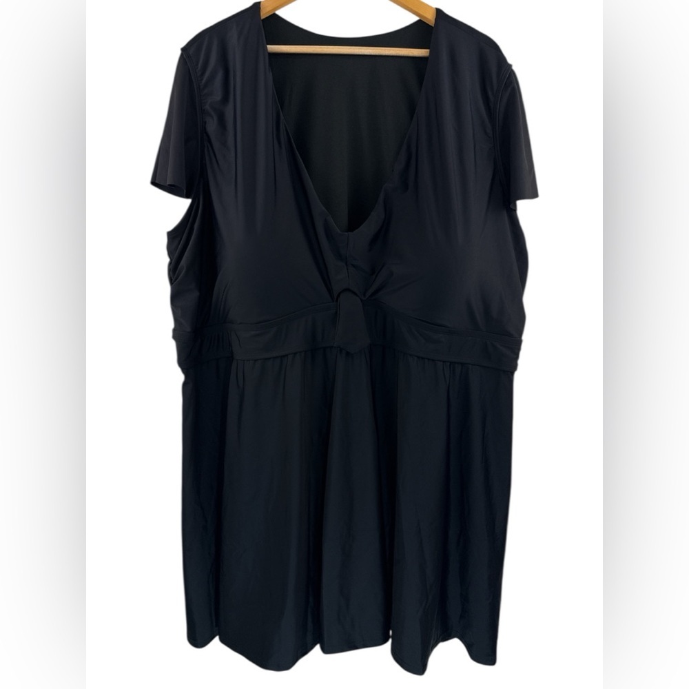 NWT Torrid Wireless Mid Length Flutter Sleeve Swim Dress. Size 6X - Picture 4 of 10